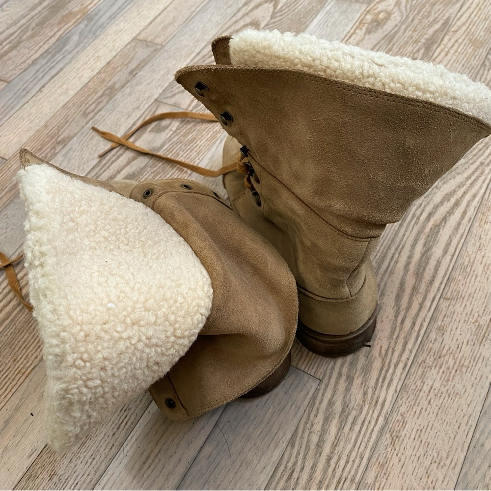 UGG Combat Suede Brown Lace-Up Boots, women’s 6.5 - Picture 6 of 8